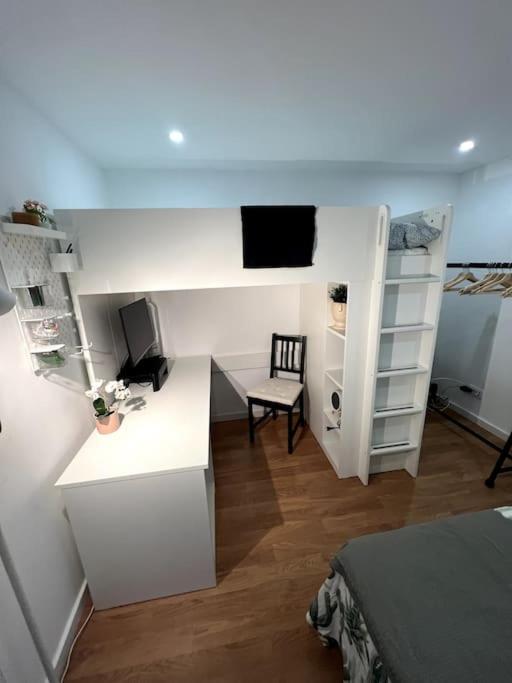 Luxury Artistic Digital Nomad Getaway W/ Terrace Apartment Lisboa Екстериор снимка